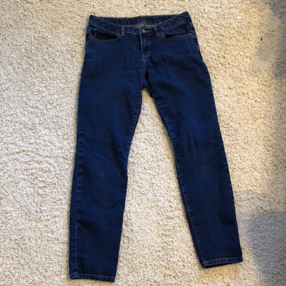 Micheal Kors skinny jeans dark wash.